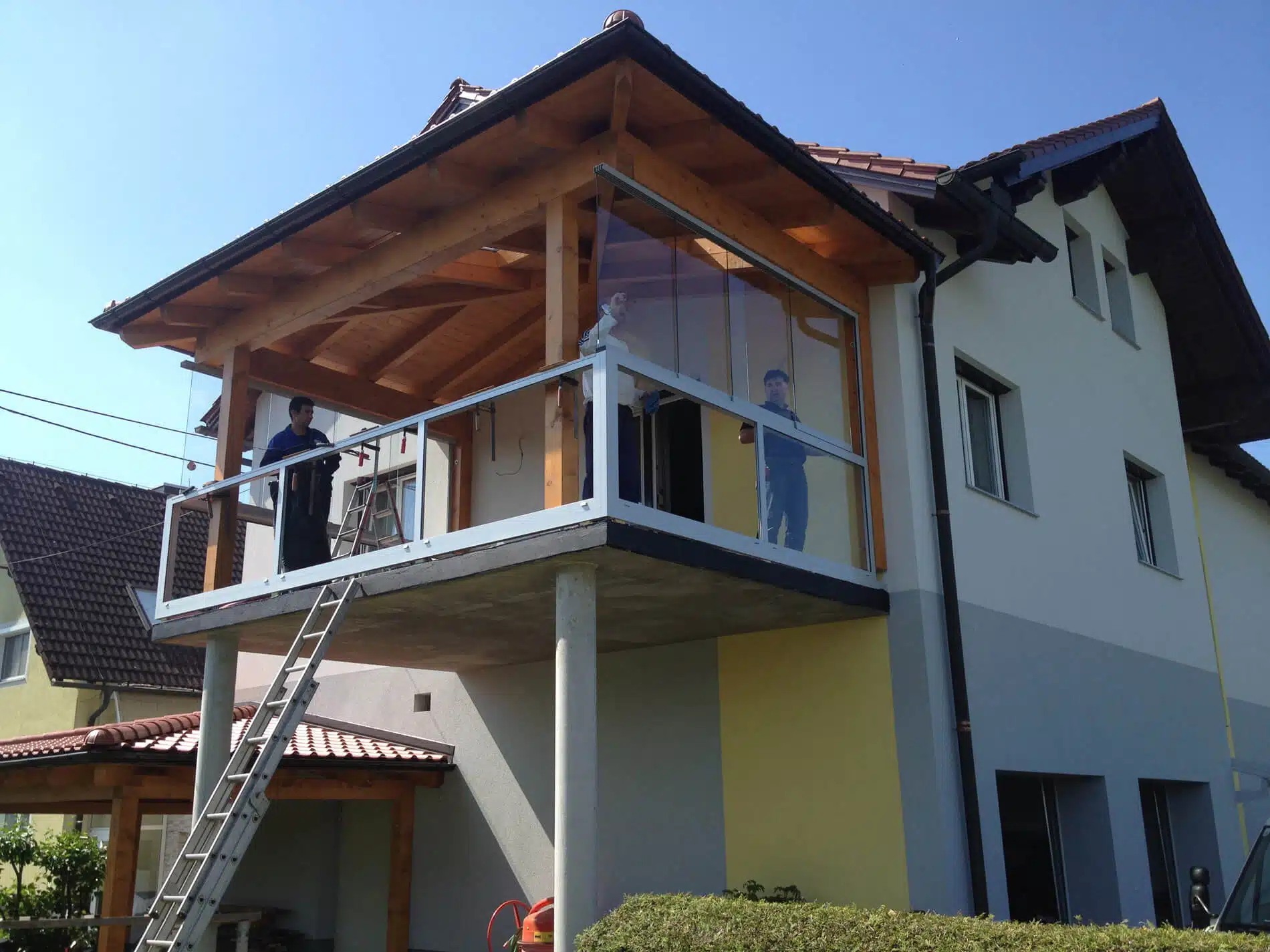 Balkon mit Glas schließen