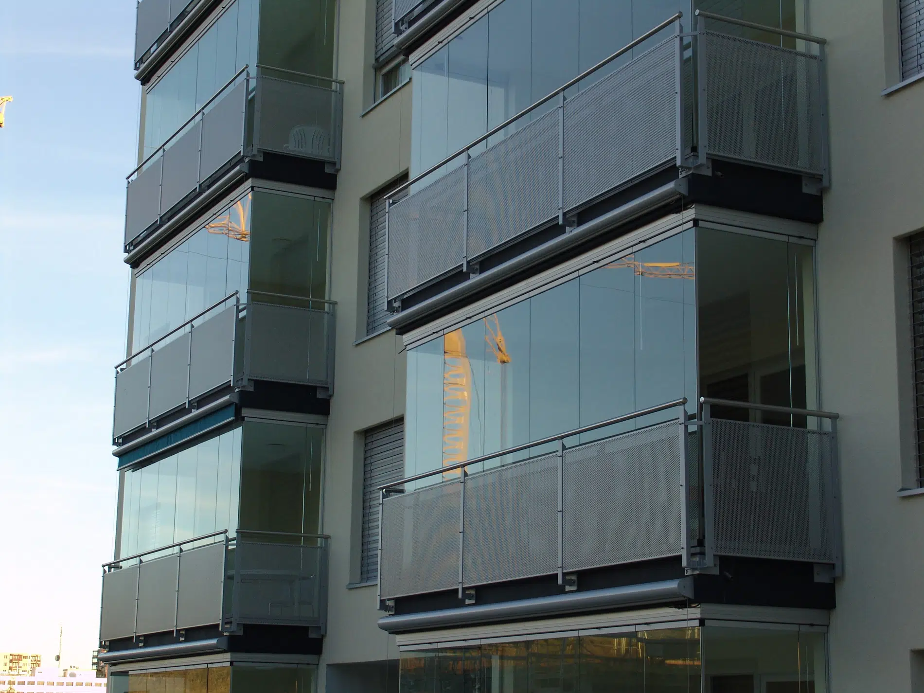 Balkon verbauen mit Glas - Baustelle in Linz 4020