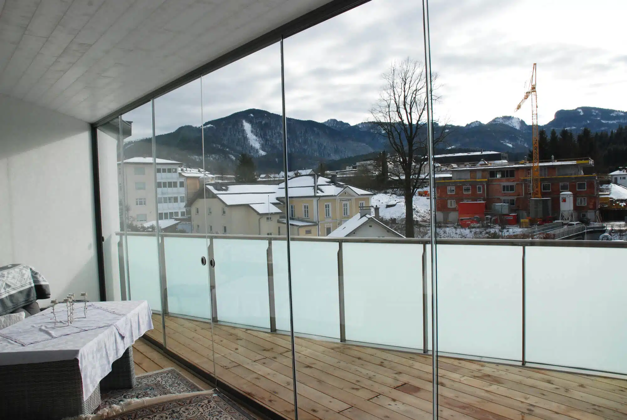 Balkon zum Wintergarten umbauen