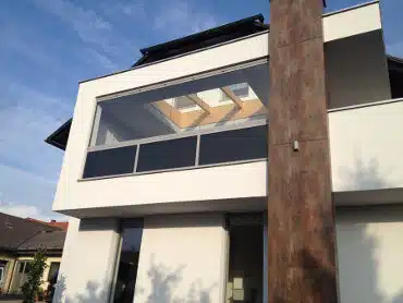 Balkonverglasung Faltfenster