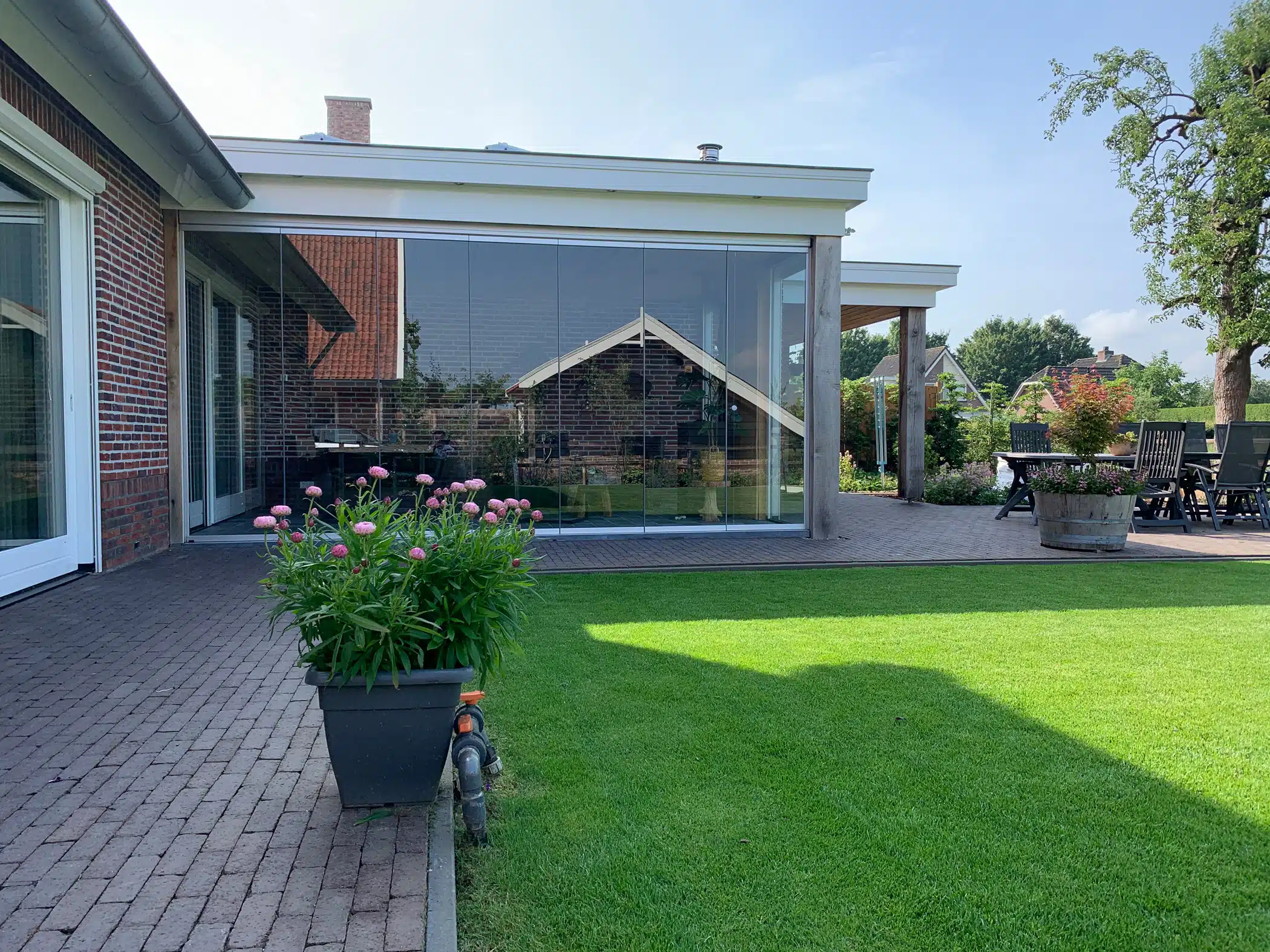 Glas Schiebe Dreh Elemente für Anbau auf Terrasse