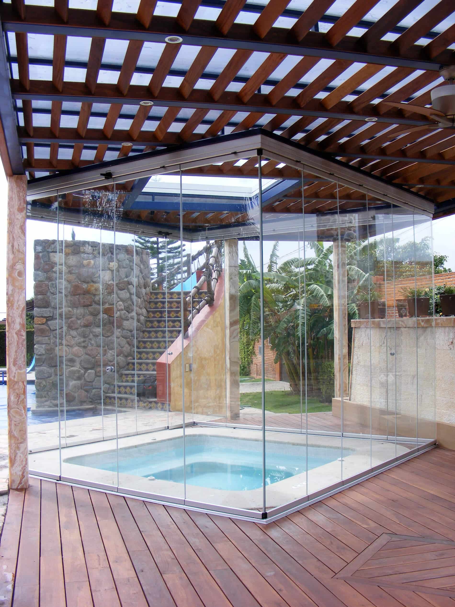 Glas-Schiebewand für Whirlpool-Jacuzzi