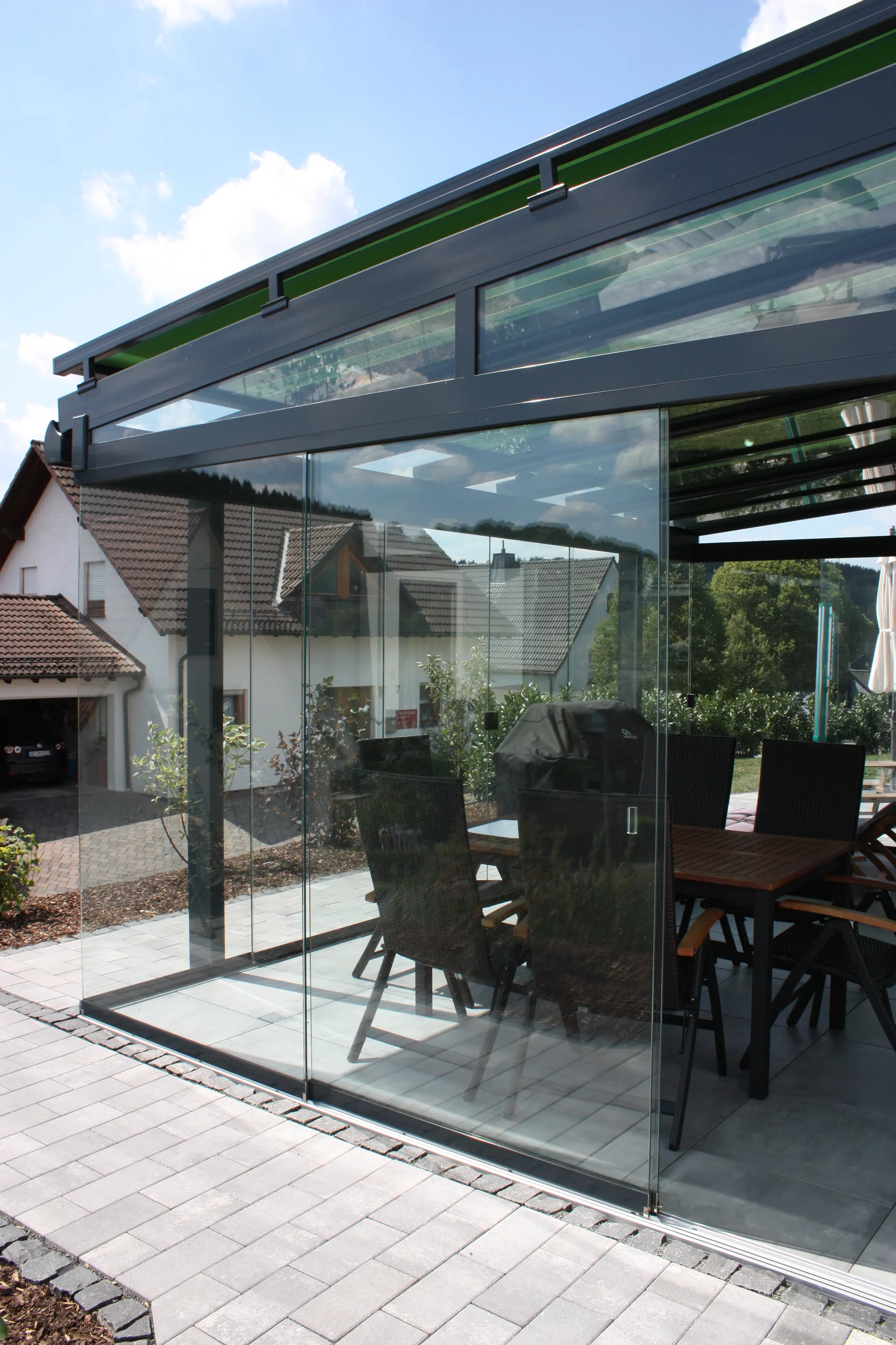 Glasdach für Terrasse mit Glasschiebewänden