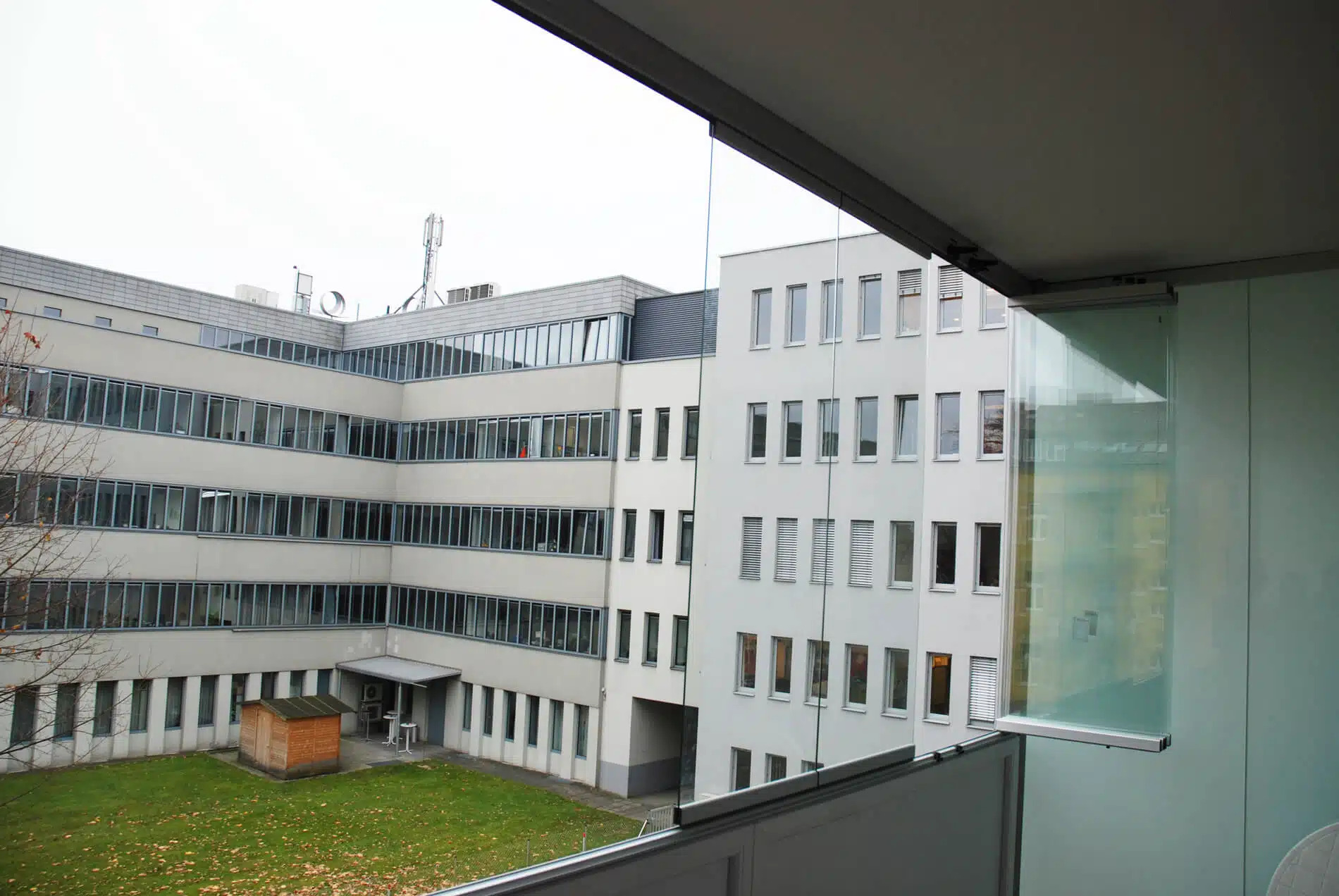 Regenschutz Balkon transparent