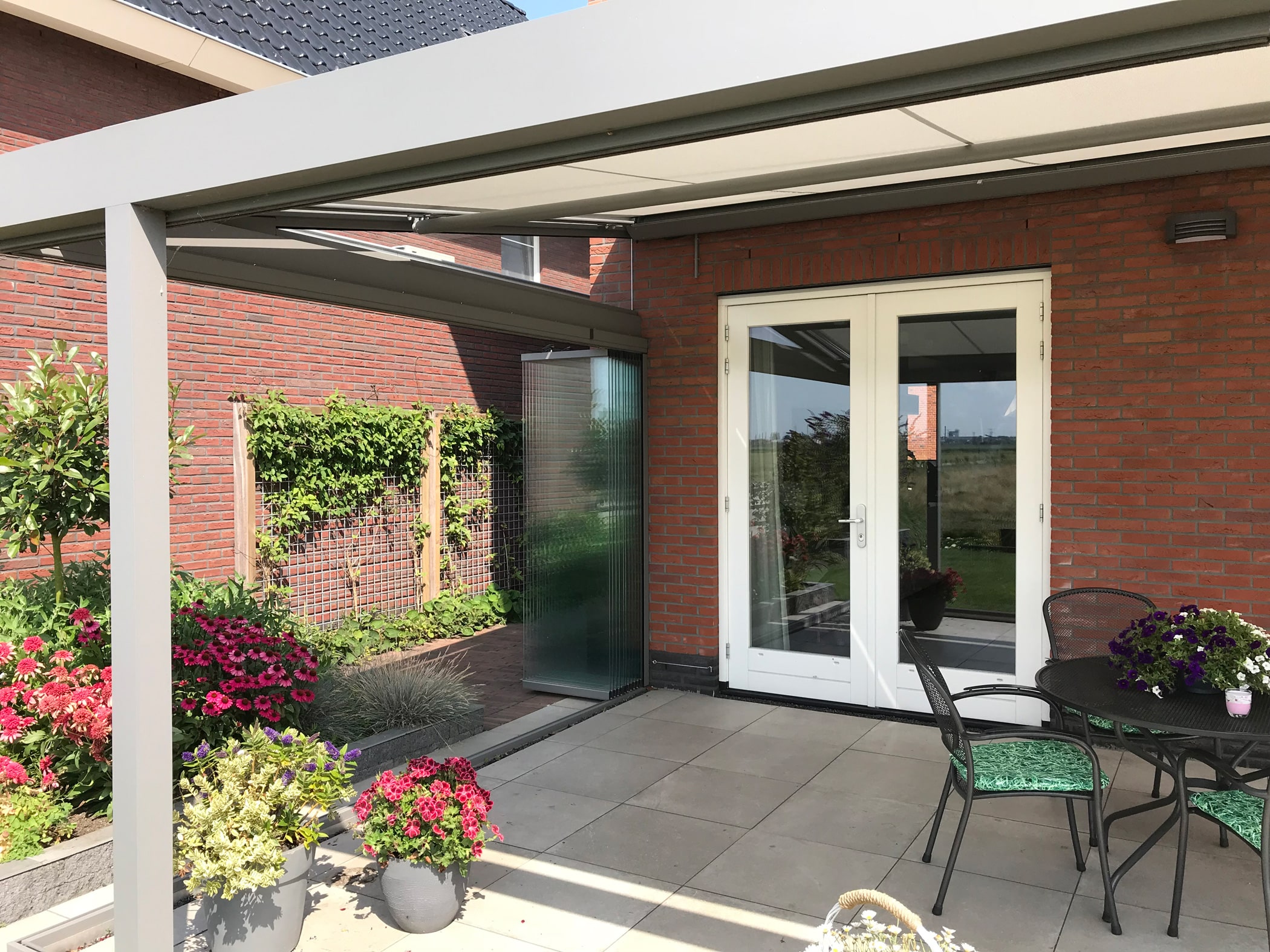 Sommergarten für Einfamilienhaus - Schiebe-Klapp-Türen