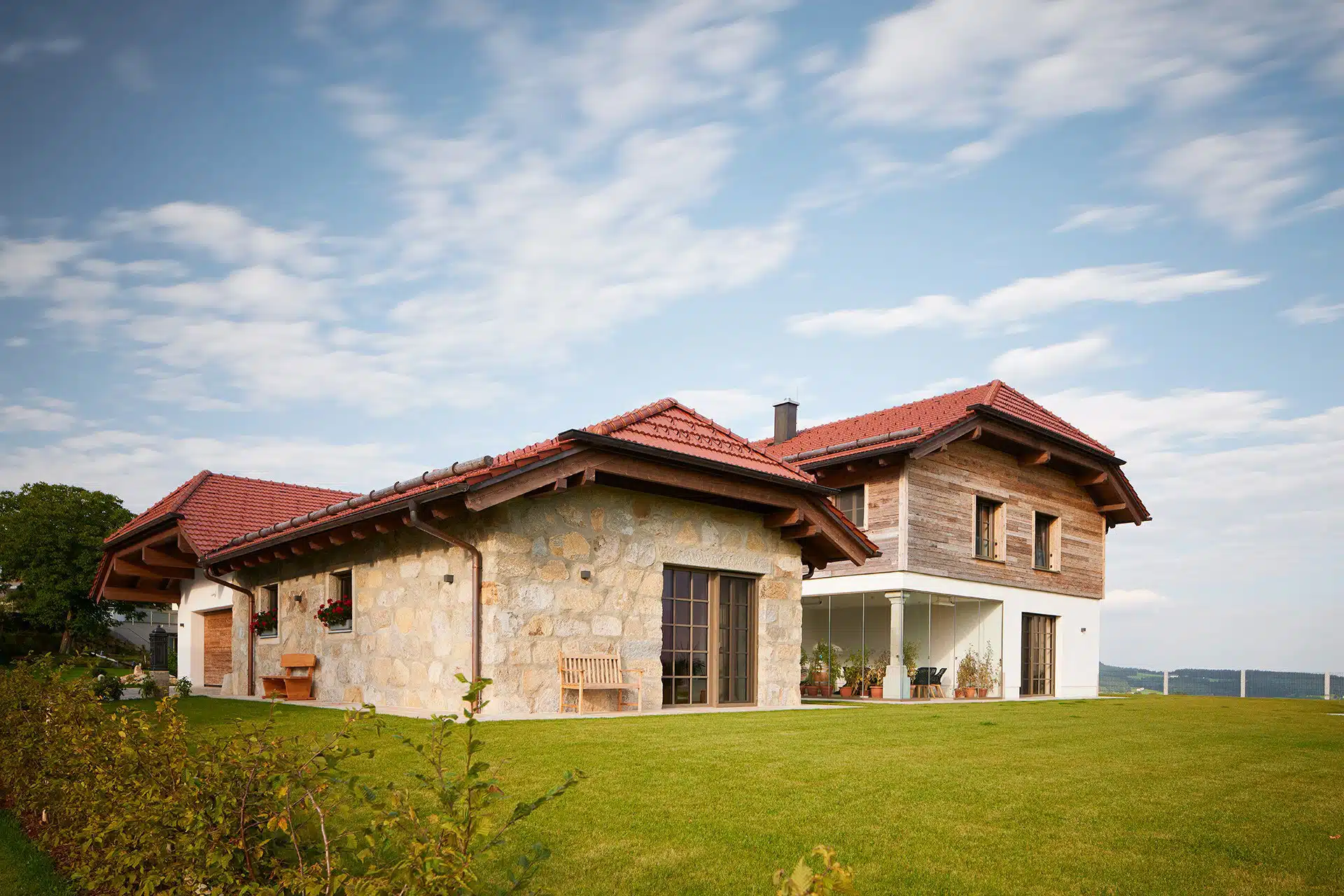 Sunflex Terrassenverglasung für Einfamilienhaus in Oberösterreich