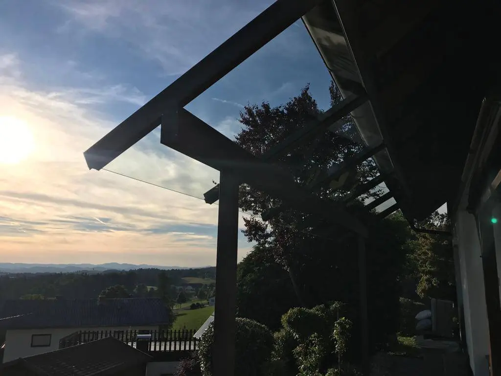 Terrassen Glasdach Sonnenschutz