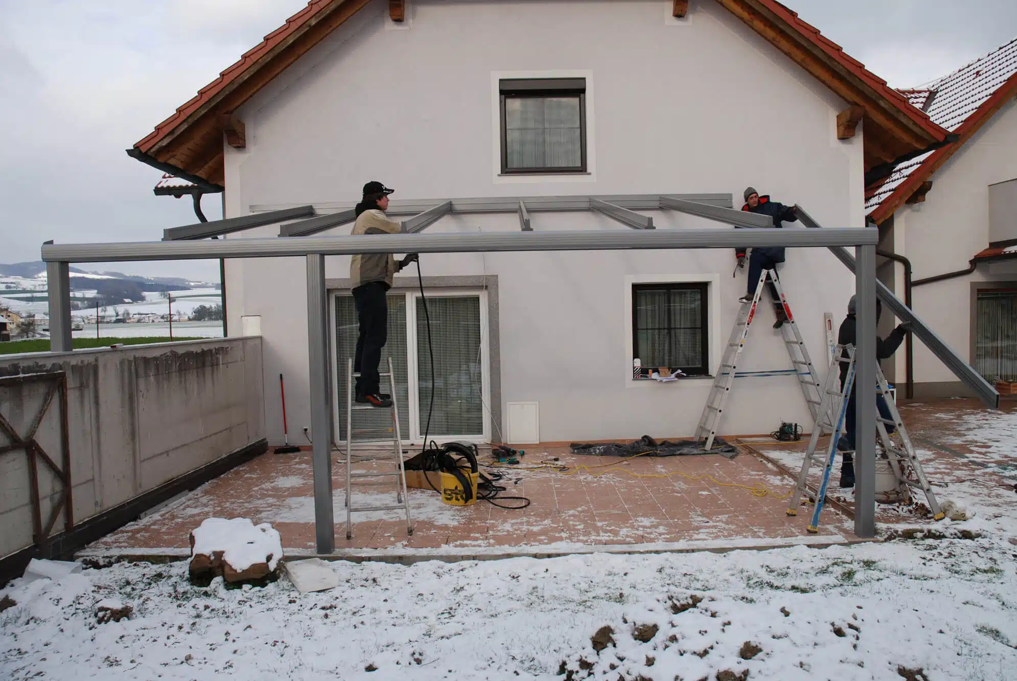 Terrassenverglasung Montagearbeiten