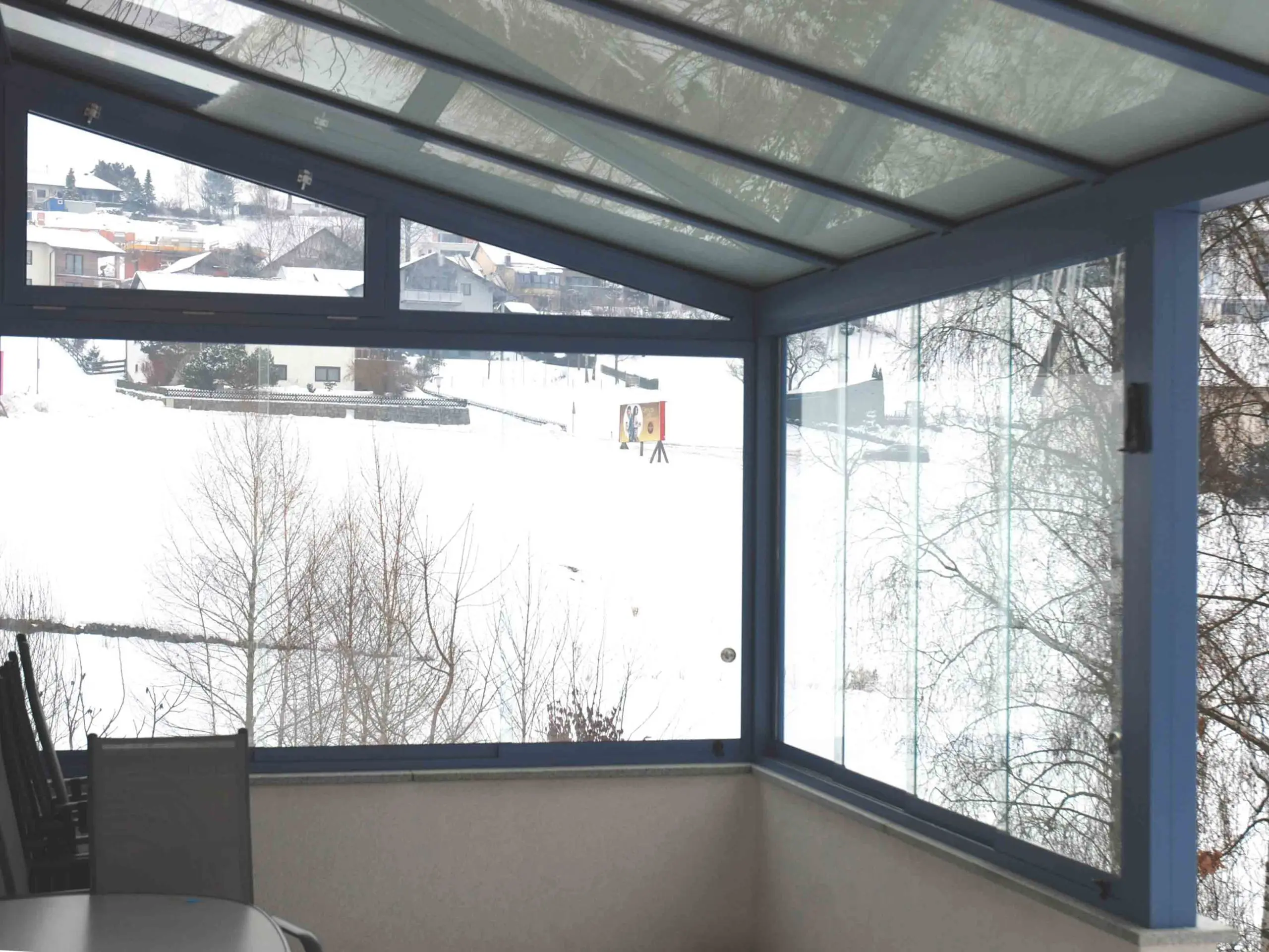 Windschutz Glaselemente für Balkon