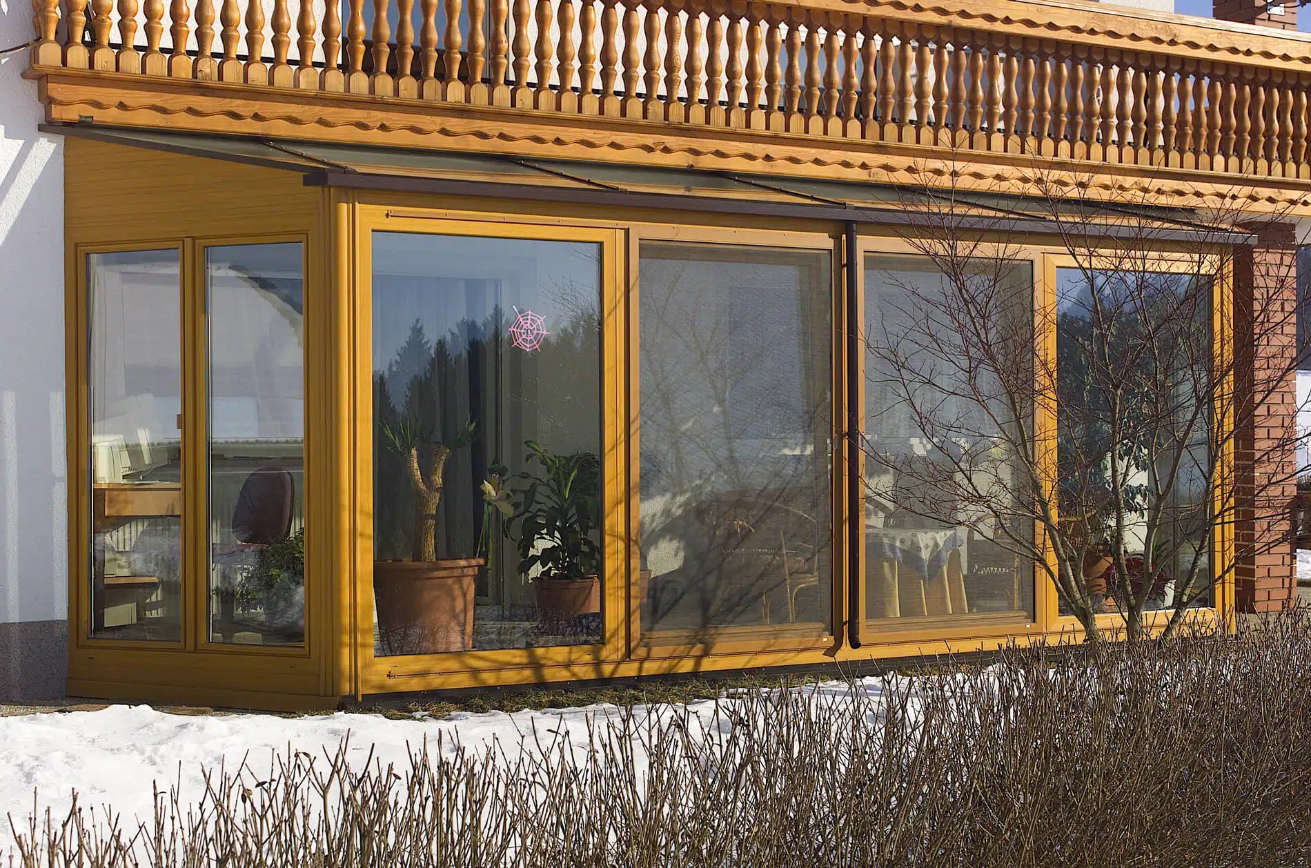 Wintergärten unter dem Balkon