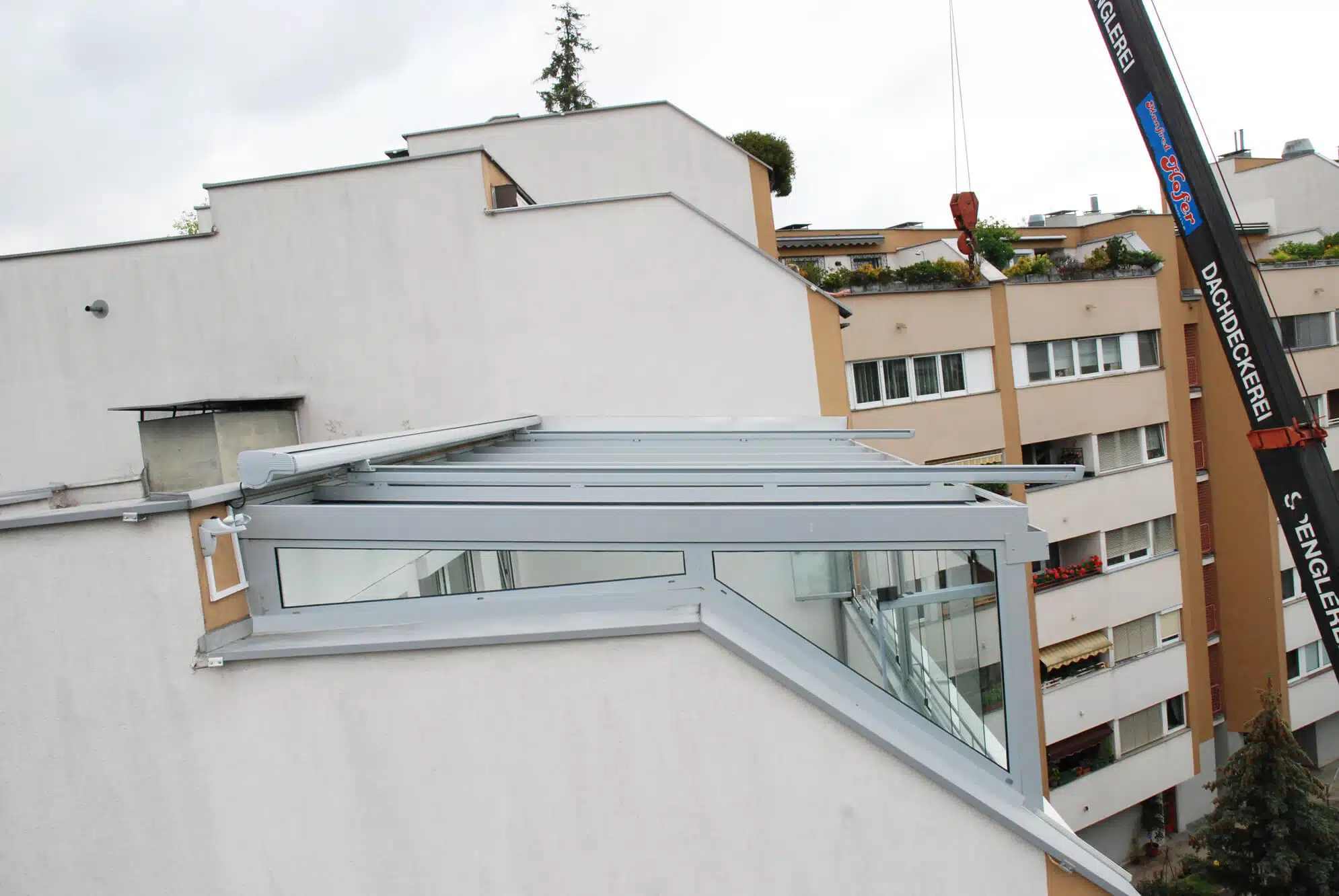 Wintergarten auf Dachterrasse montiert