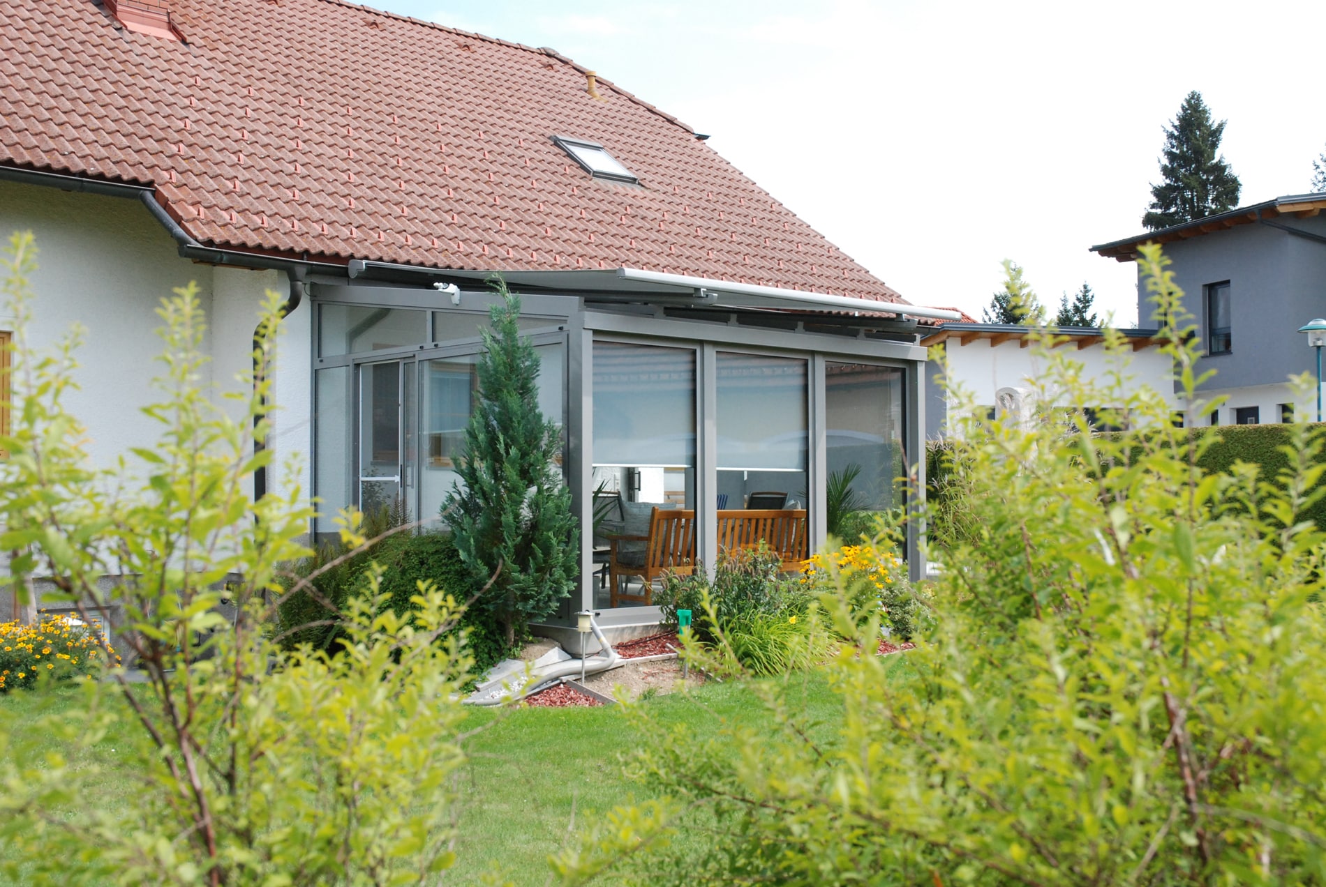 Wintergarten Modern Anbau An Einfamilienhaus Auf Terrasse